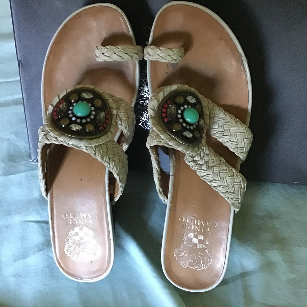 Shoe
